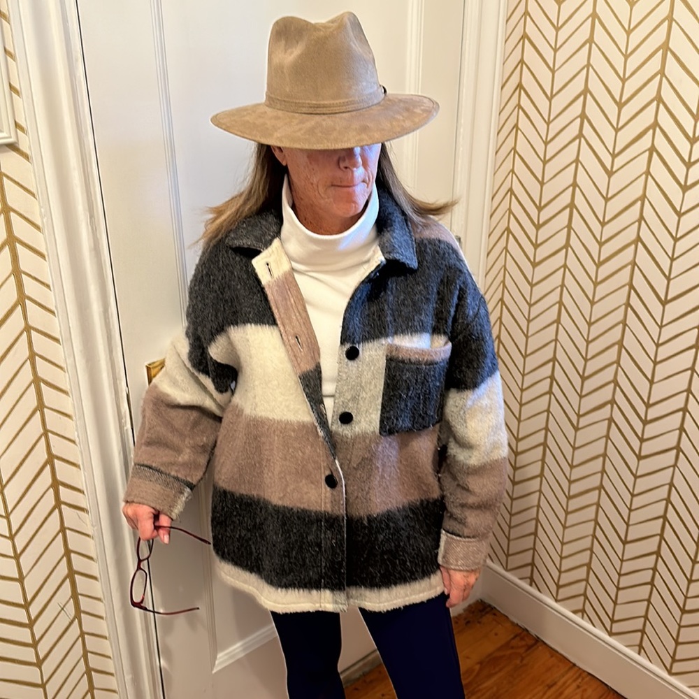 Yellowstone inspired Shacket - Picture 4 of 4